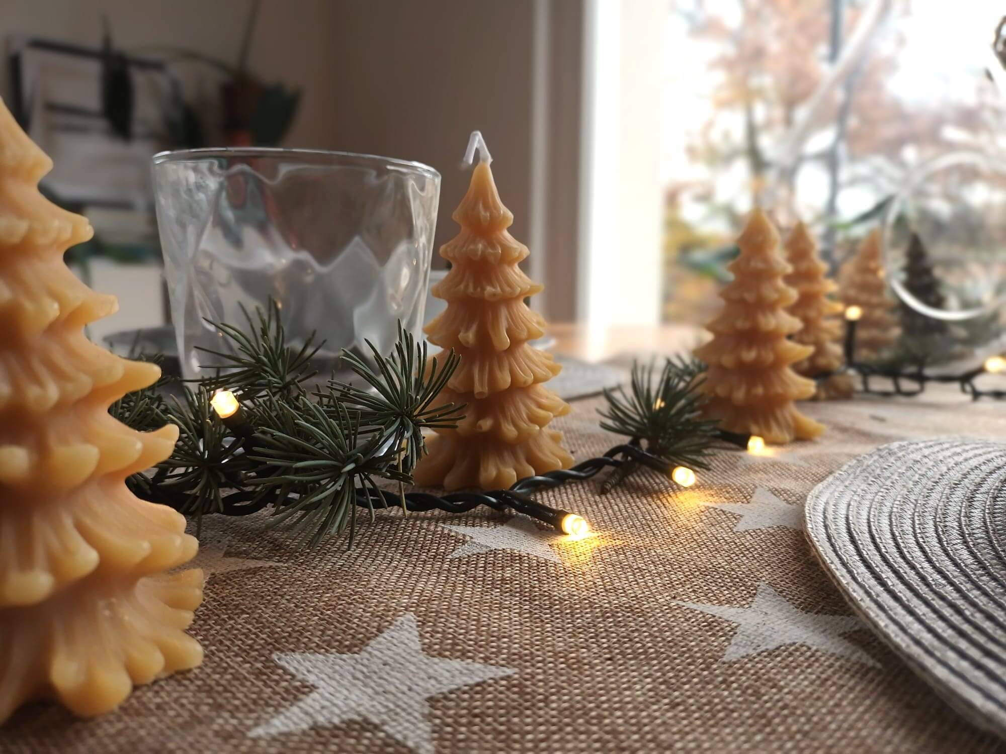 Produzione artigianale candele in cera d’api Miele il Laghetto Produzione artigianale candele in cera d'api Miele il Laghetto