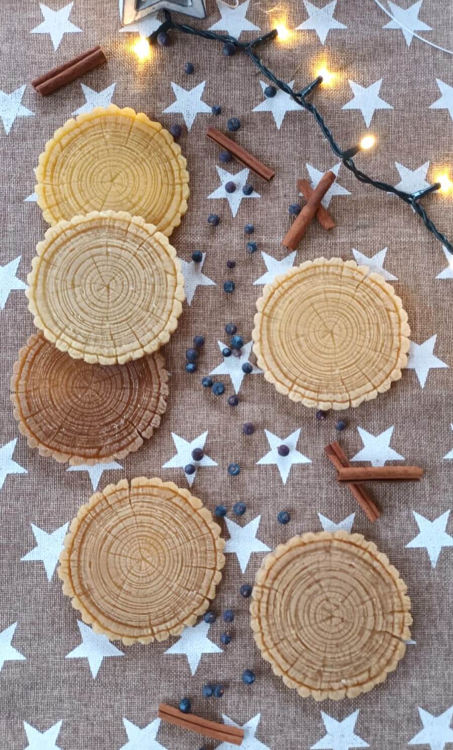Produzione artigianale candele in cera d’api Miele il Laghetto Produzione artigianale candele in cera d'api Miele il Laghetto